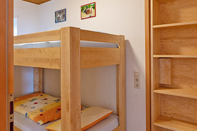 Kinderzimmer mit Etagenbett